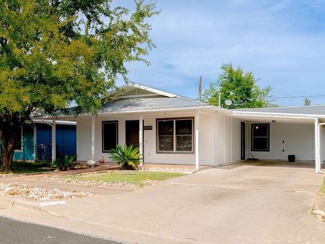 6416 Circulo de Amistad