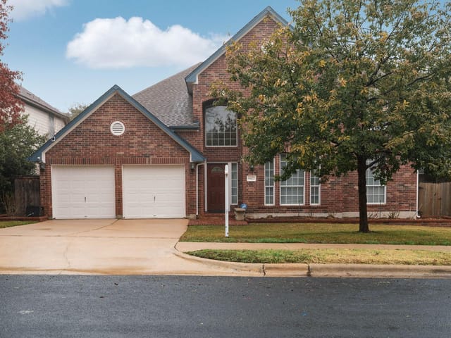6422 Clairmont Dr