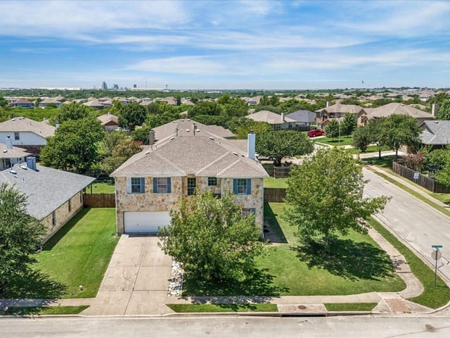 643 Shadow Creek BLVD