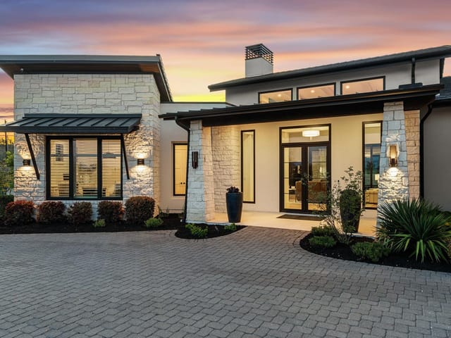 6441 Spanish Oaks Club Blvd