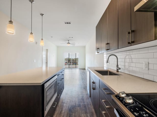 6444 Burnet Rd Unit #207