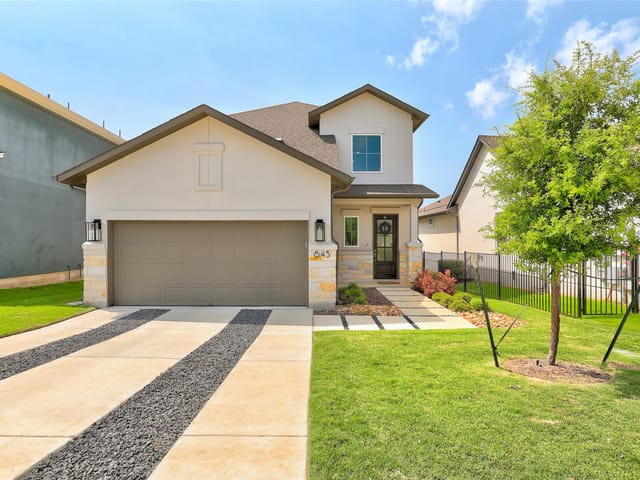 645 Treaty Oak DR