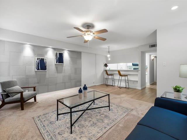6501 E Hill Dr Unit #107
