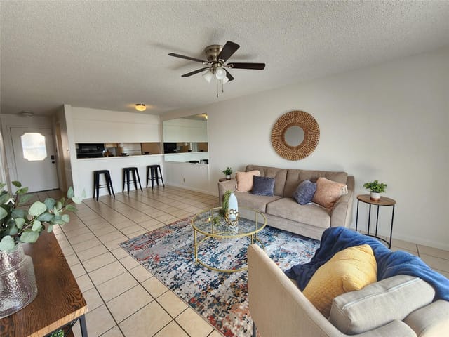6501 E Hill Dr Unit #121