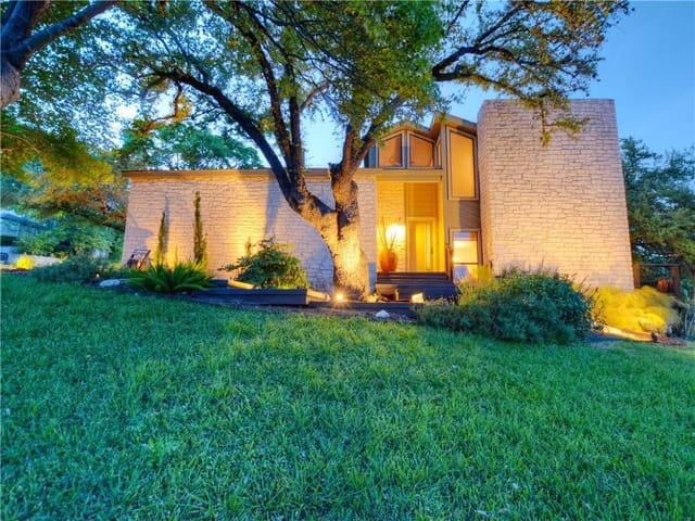 6502 Cascada Dr
