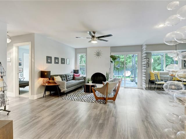 6503 Starstreak Dr