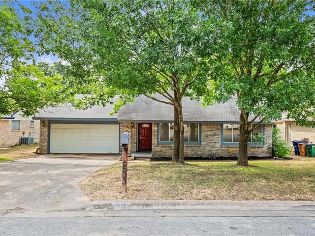 6503 Sunstrip Dr