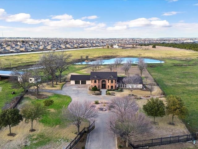 6503 Wells Fargo Rd