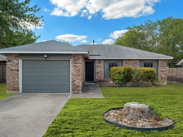 6504 Clubway Ln
