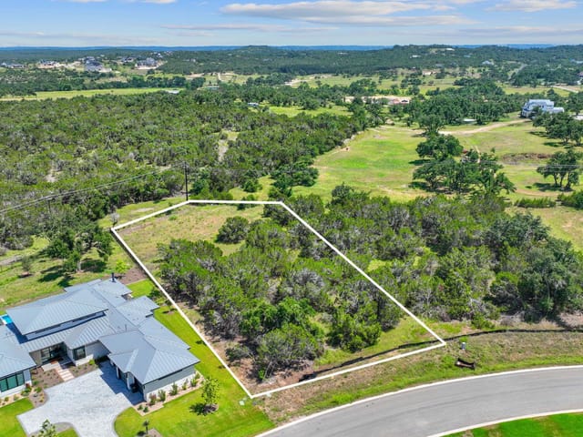6505 Madrone Tree Ln