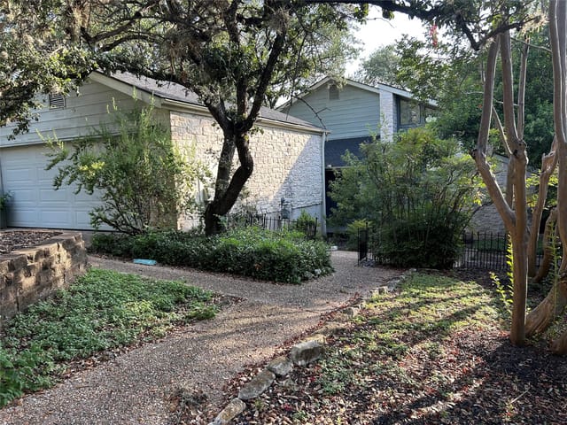 6506 Cascada DR