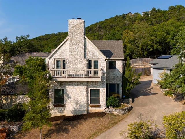 6509 Cascada Dr
