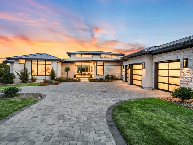 6509 Madrone Tree Ln