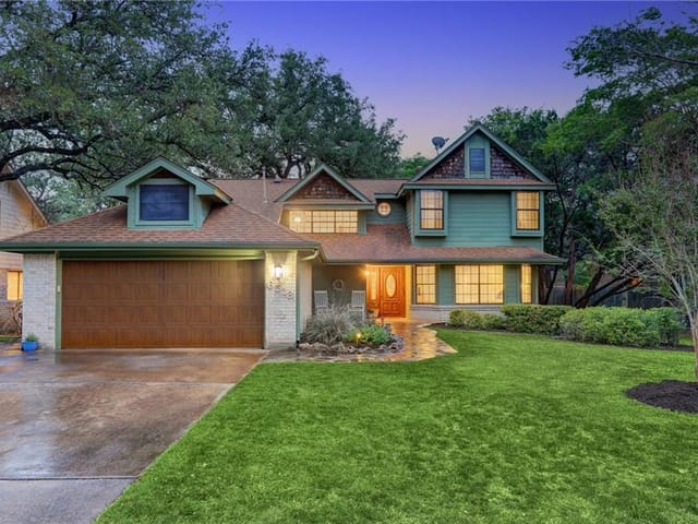 6518 Heron Dr