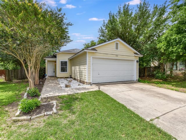 6525 Alum Rock Cv