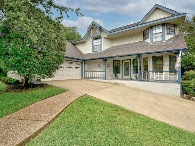 6529 Heron Dr