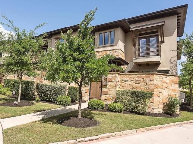 6533 E Hill Dr Unit #24