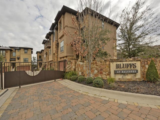 6533 East Hill Dr Unit #10