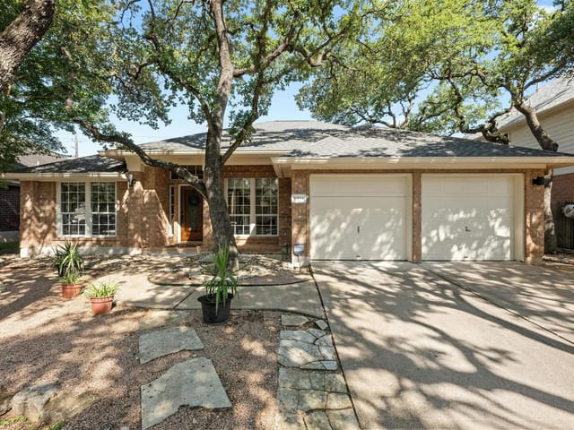 6534 Clairmont Dr
