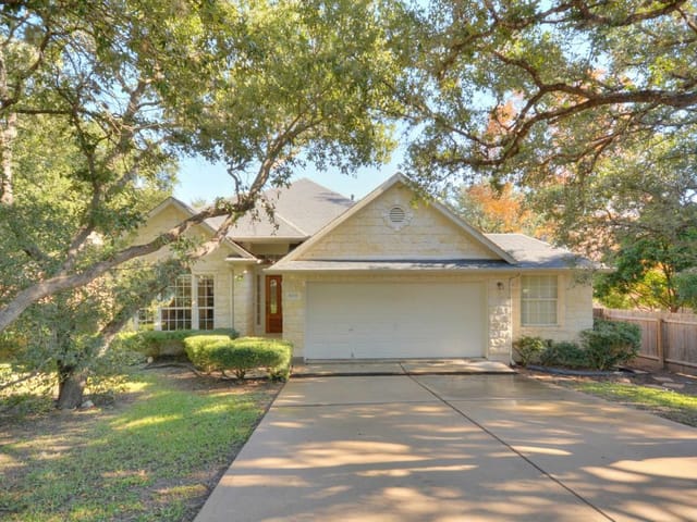6535 Clairmont Dr