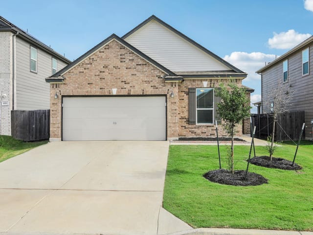 657 Bailey Park Dr