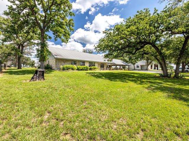 6589 State Highway 304