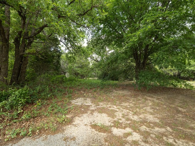 660 E Highway 290 Hwy E