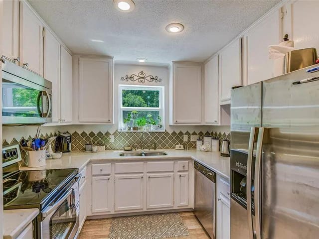 6600 Valleyside RD Unit #B8