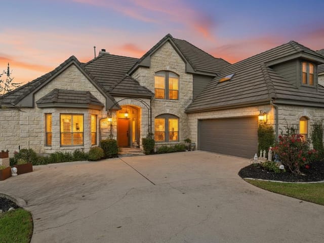 6600 W Courtyard DR