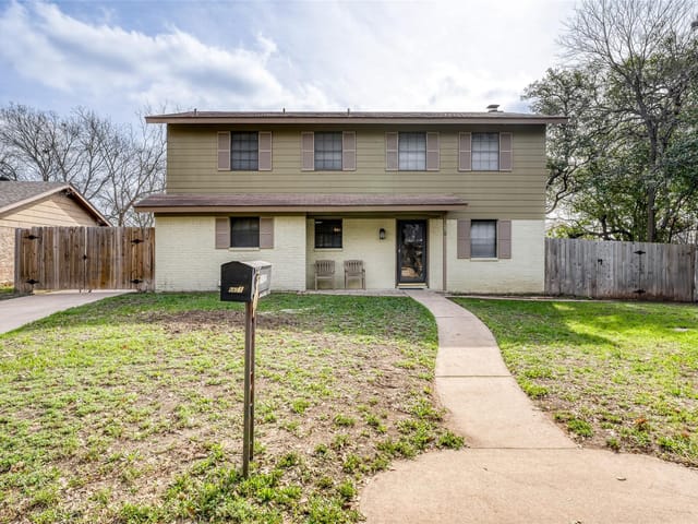 6601 Skycrest Dr