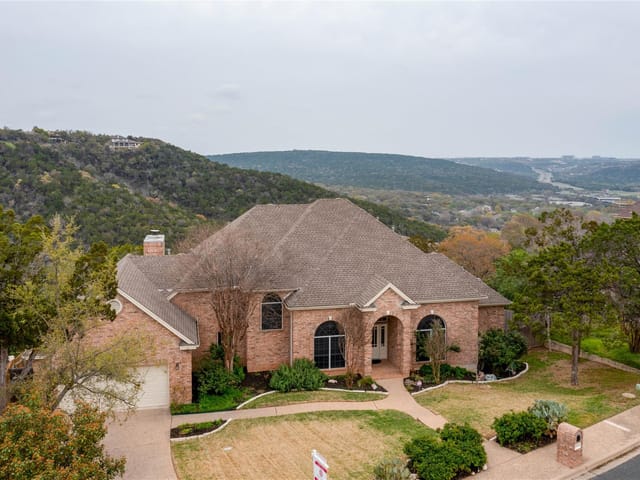 6604 Winterberry Dr
