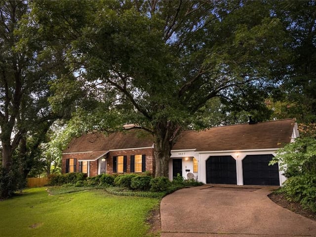 6607 Bradley Dr