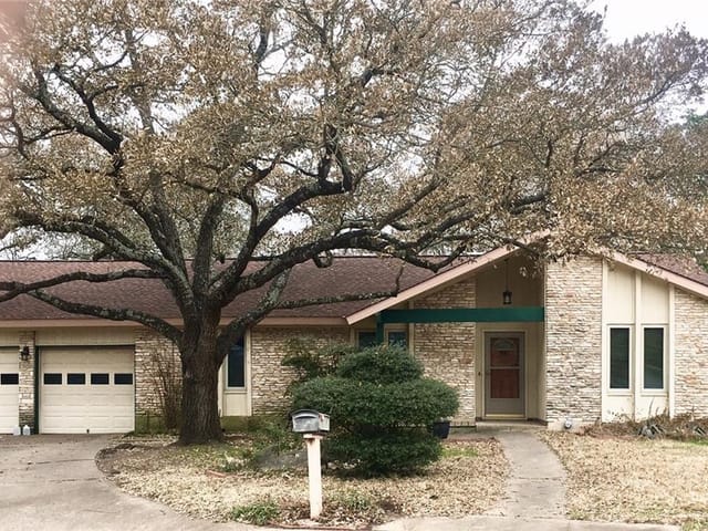 6607 Wild Oak Cir