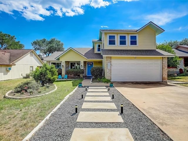 6609 Luckenbach Ln