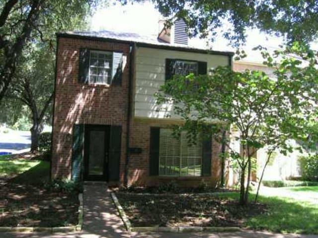 6611 Valleyside Rd