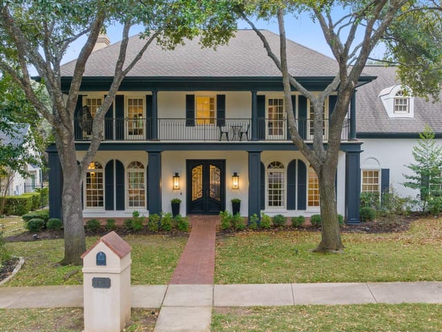 6612 Dogwood Creek Dr