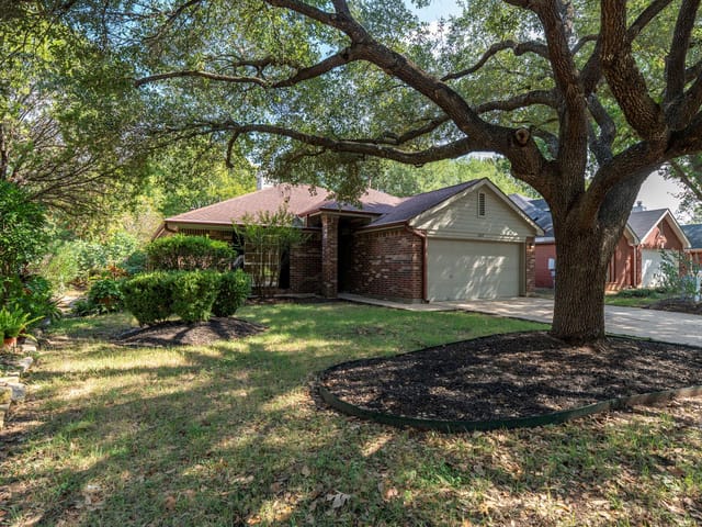 6612 Zequiel Dr