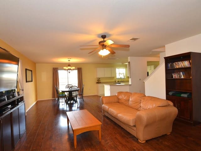 6616 Quinton Dr