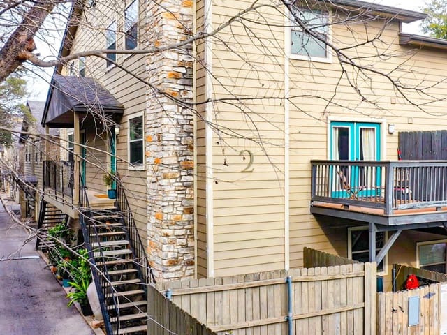 6700 Cooper LN Unit #11