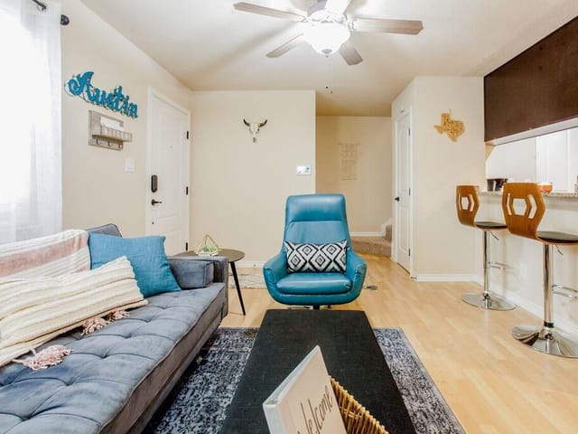 6700 Cooper Ln Unit #6