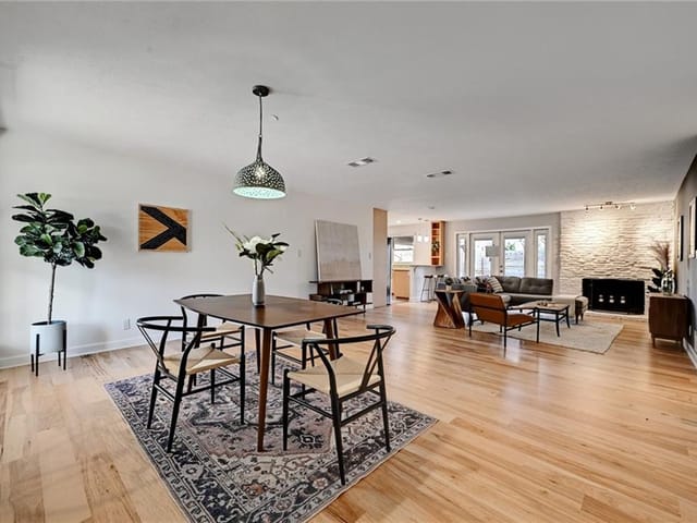 6700 La Salle Dr