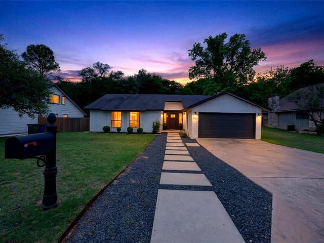 6703 Danwood Dr