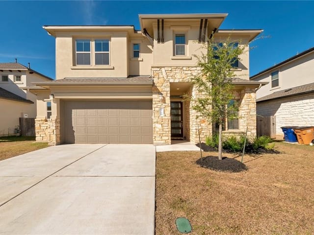 6704 Kalahari Dr