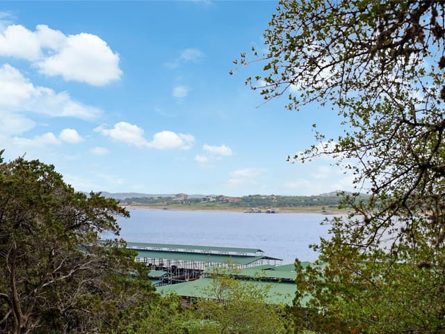 6704 Lantern View DR Unit #101