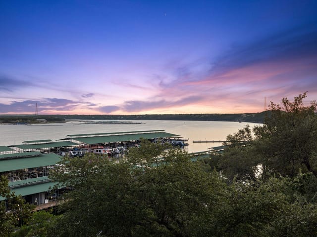 6704 Lantern View Dr Unit #202
