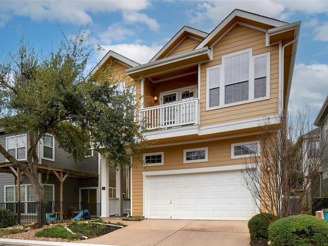 6704 Menchaca Rd Unit #33