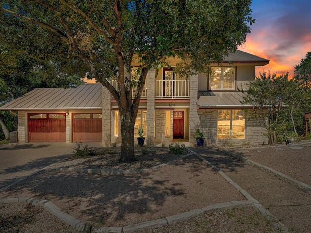 6711 Winterberry Dr