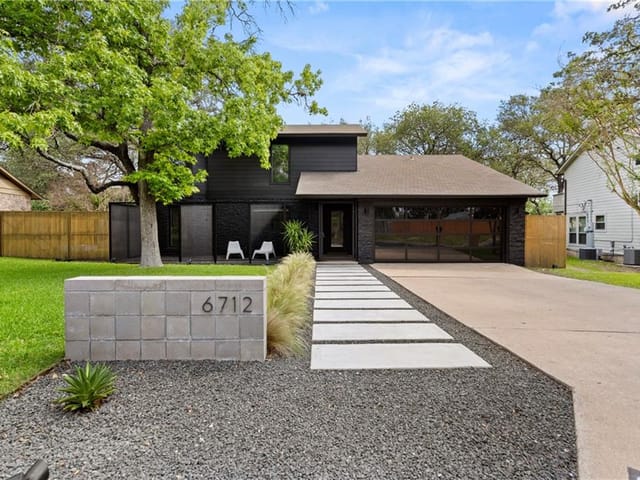 6712 Township Trl