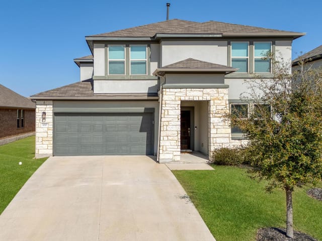 6717 Catania Loop