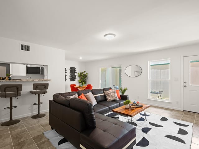 6718 SILVERMINE Dr Unit #802